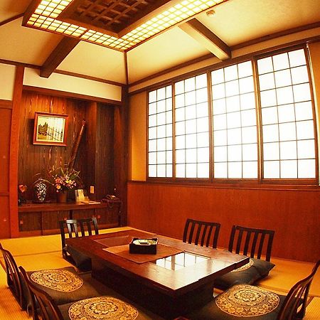 Chuo Hotel Chikuma Екстер'єр фото