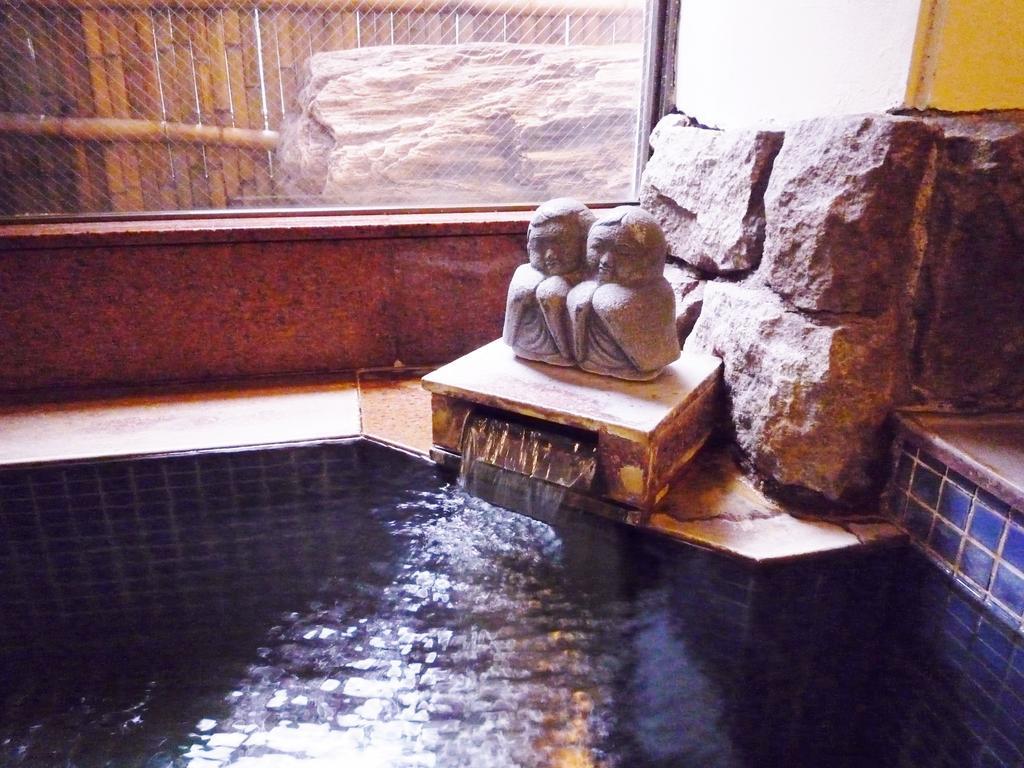 Chuo Hotel Chikuma Екстер'єр фото